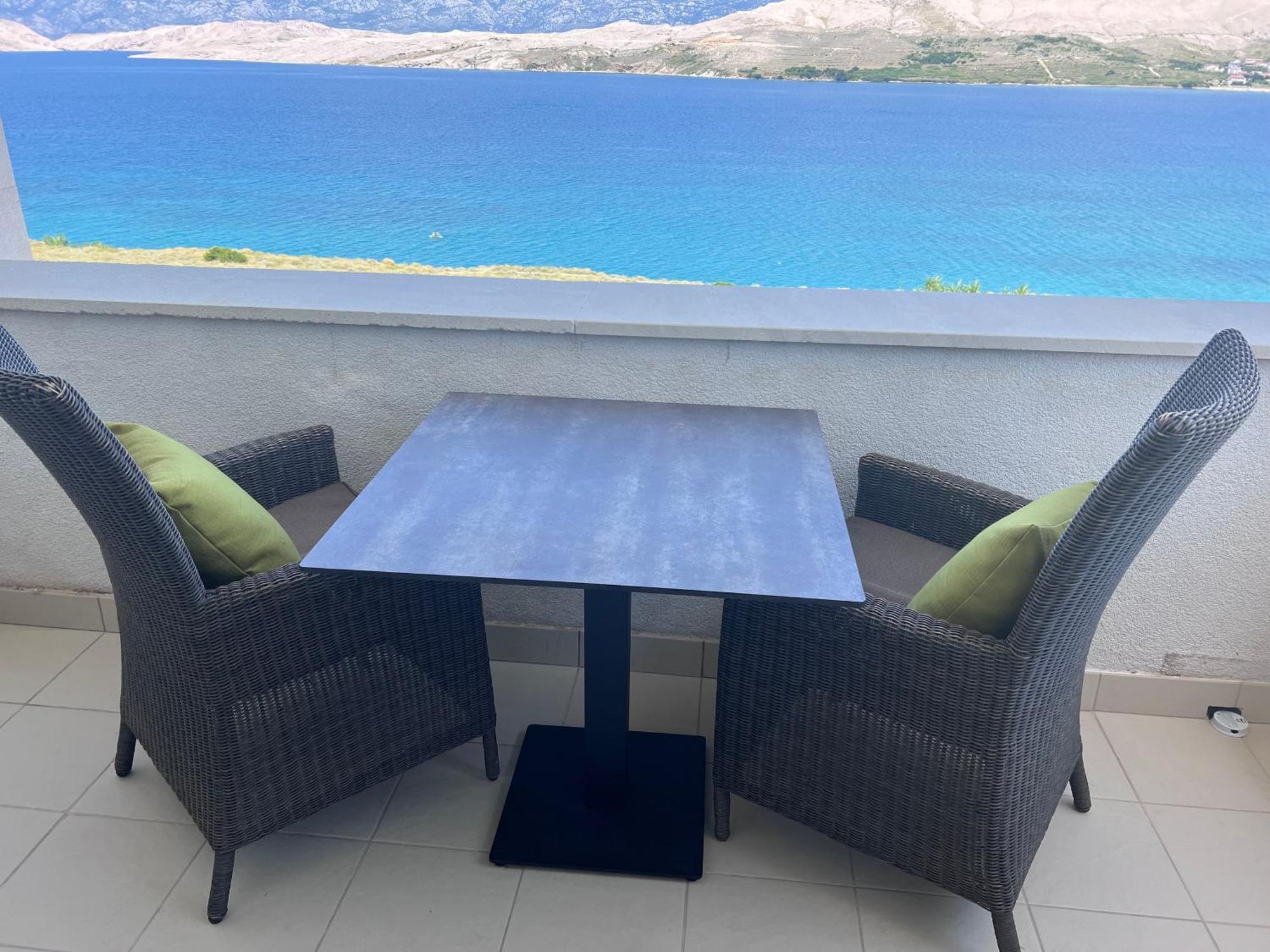Studio Apartma Pag Blue Ocean 1 With Sea View Pag Town Dış mekan fotoğraf